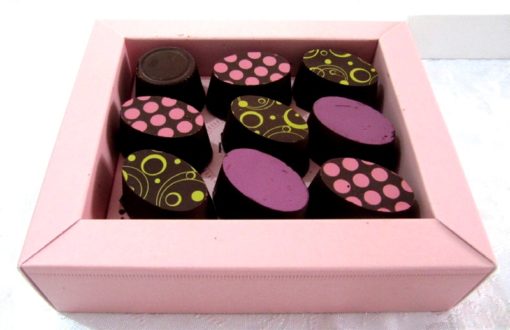 קופסת 9 שוקולדים ממולאים